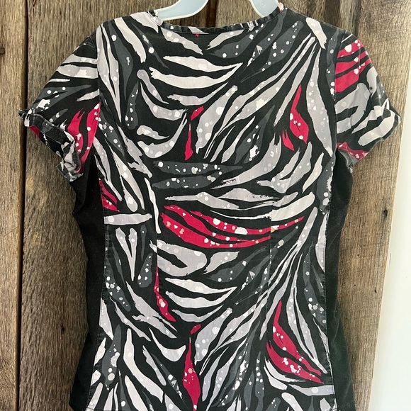 2 SCRUB TOPS FOR $10! - Picture 5 of 9